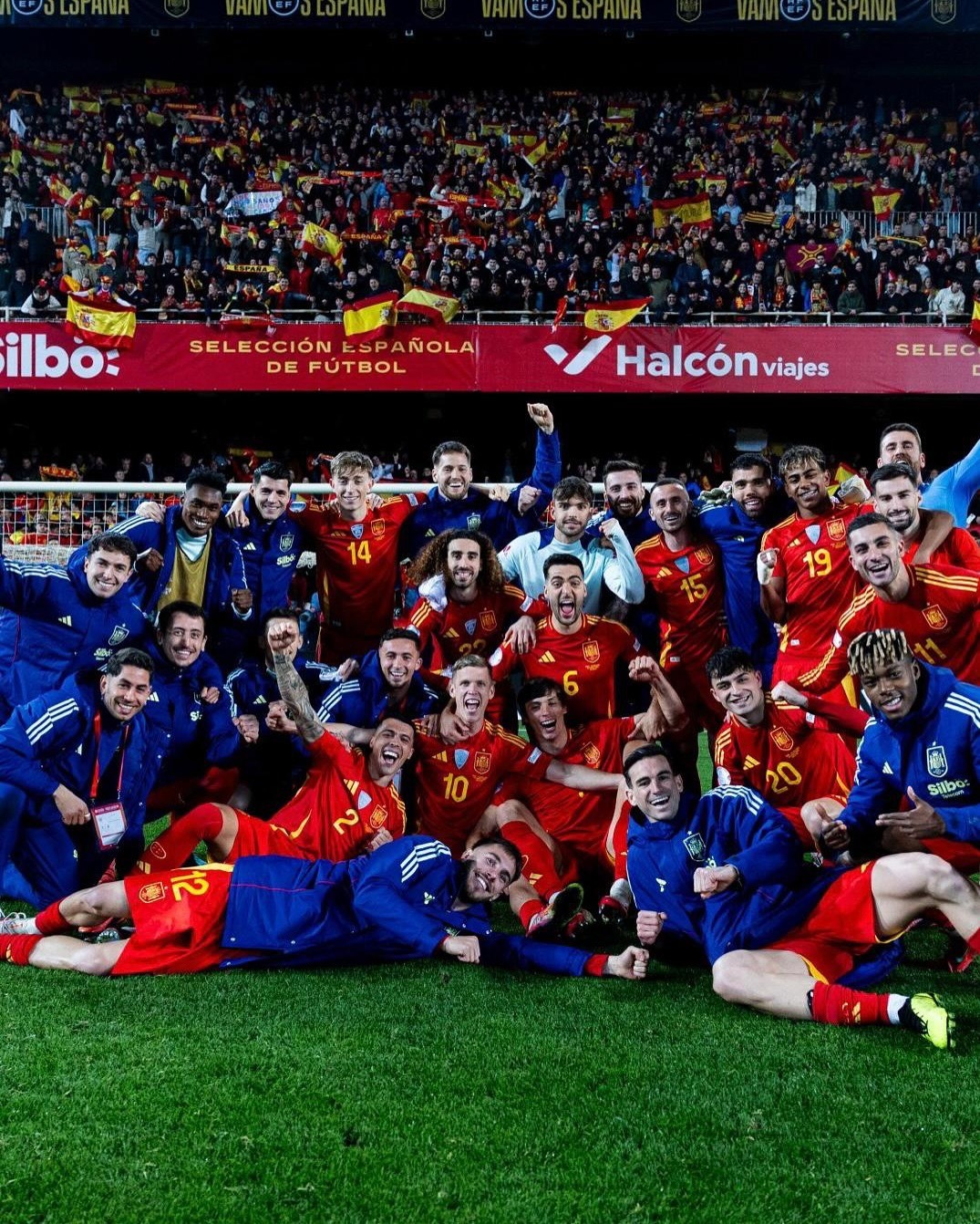 关于西班牙国家队首获胜利，备战重要国际赛的信息