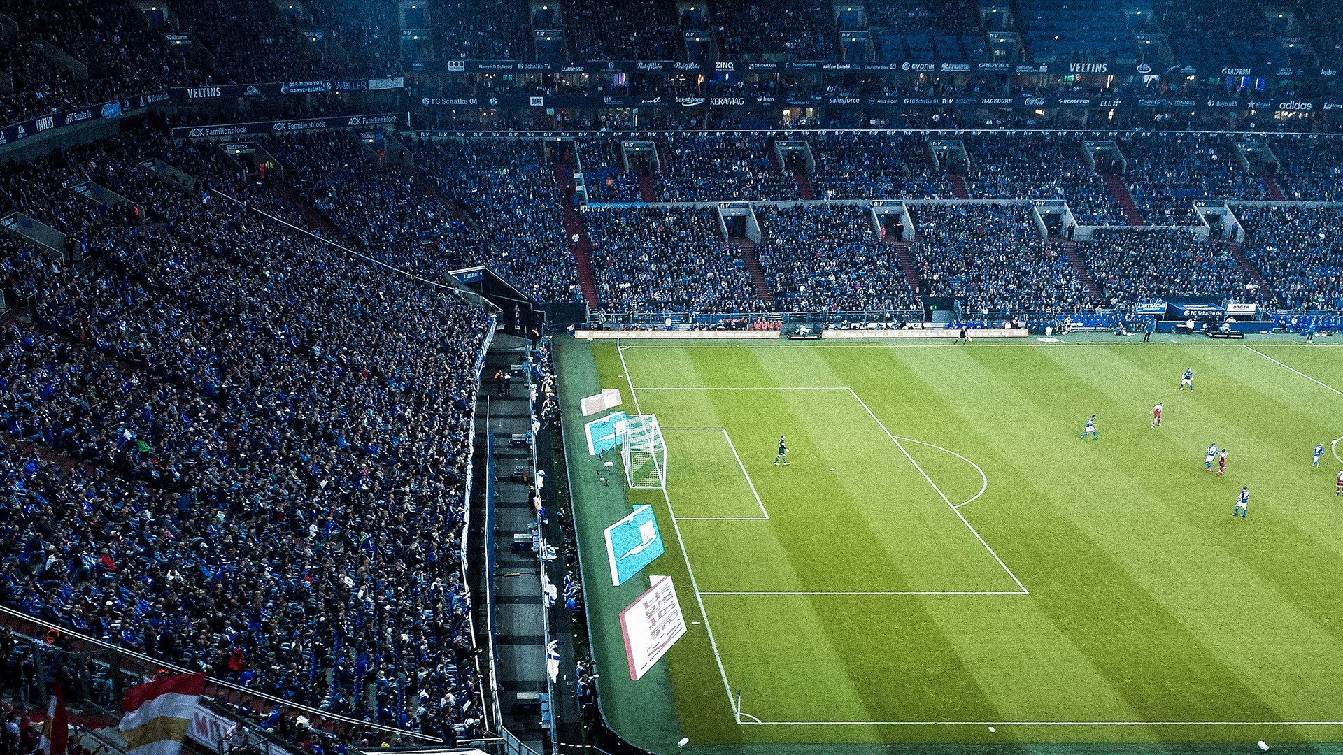 库尔图瓦神扑定乾坤！苏格兰绝境逆袭，阿森纳压哨神话破灭